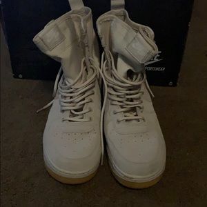 SF AF1 864024 200